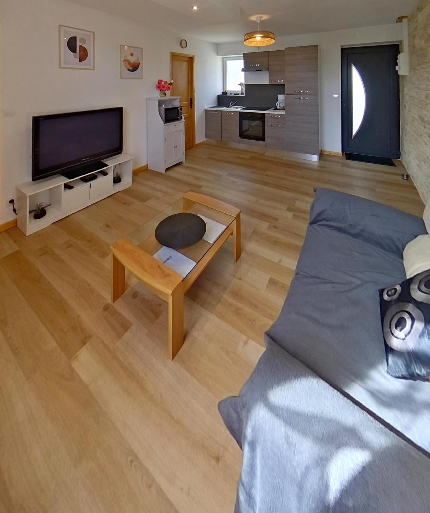 Logement Cosy Parking Prive Situe Au Coeur Du Village Reviers Eksteriør bilde